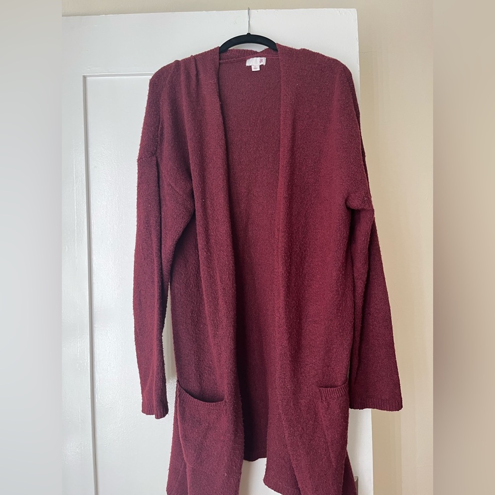 Cozy maroon sweater